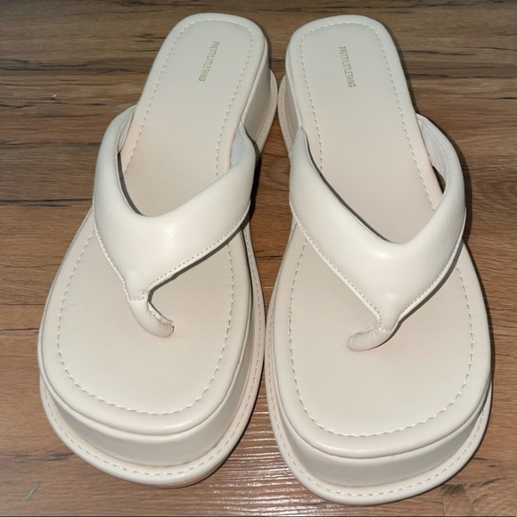 PLT Cream PU Toe Thong Platform Mule Sandals - Picture 5 of 6